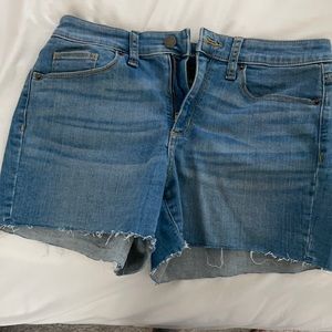 Universal thread Jean shorts